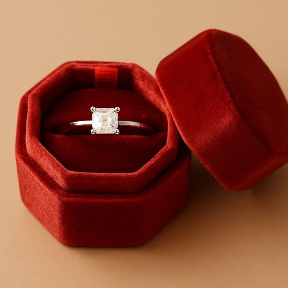 Moissanite 1ct Princess Cut Sterling Silver Ring Size 8 - New - Picture 1 of 10